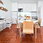 Rocha Varandas Orquidea Apartman *